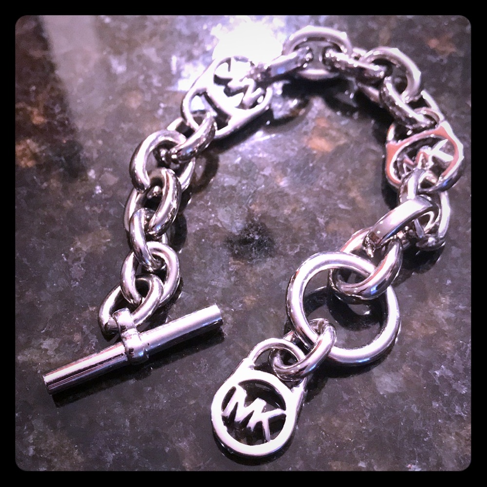 Michael Kors heritage silver chain link bracelet.